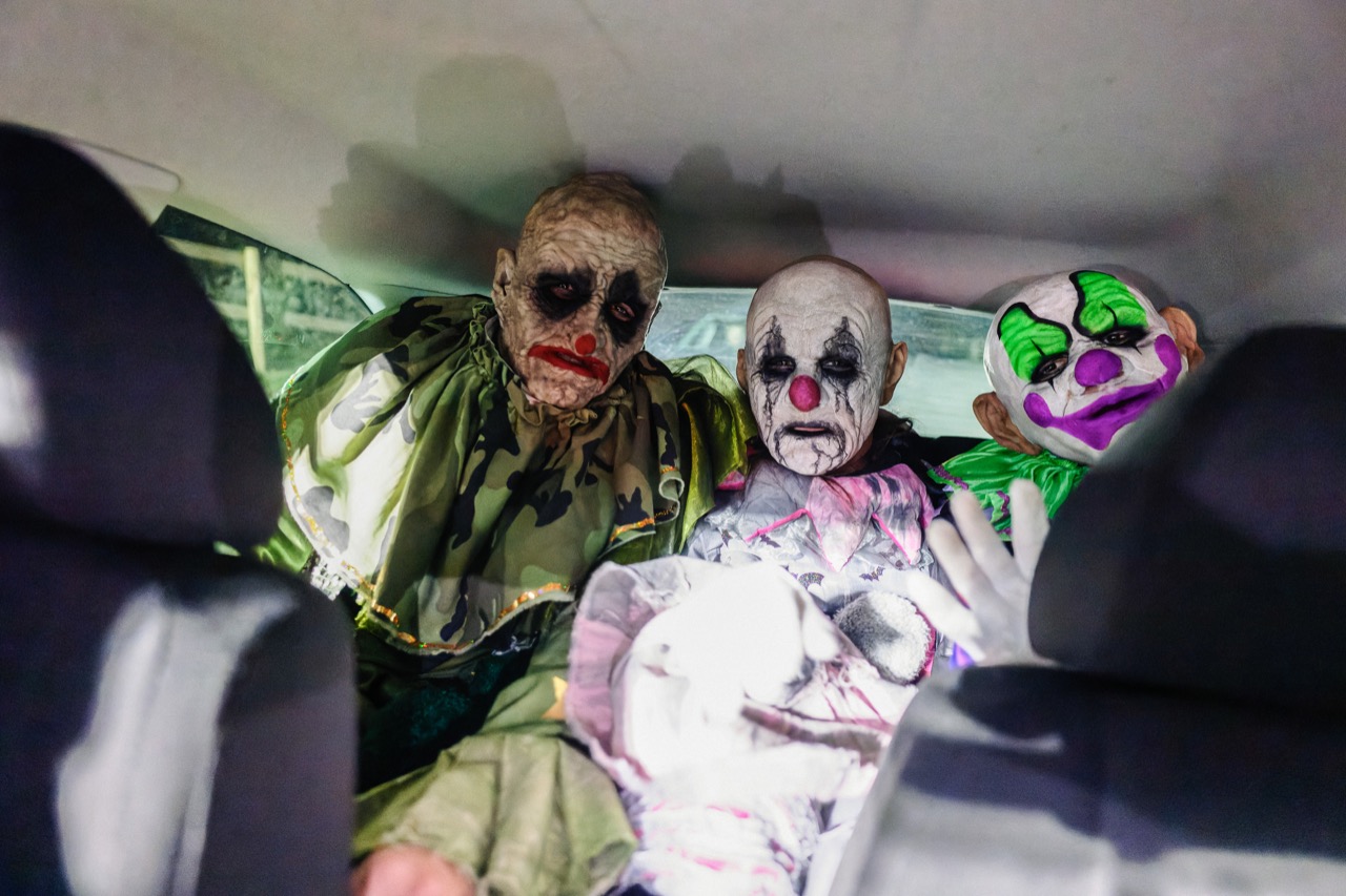 clowns in car ffear fforest 